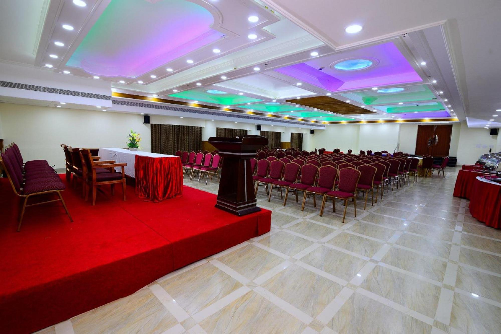 Sps Kingsway Hotel Thiruvananthapuram ภายนอก รูปภาพ
